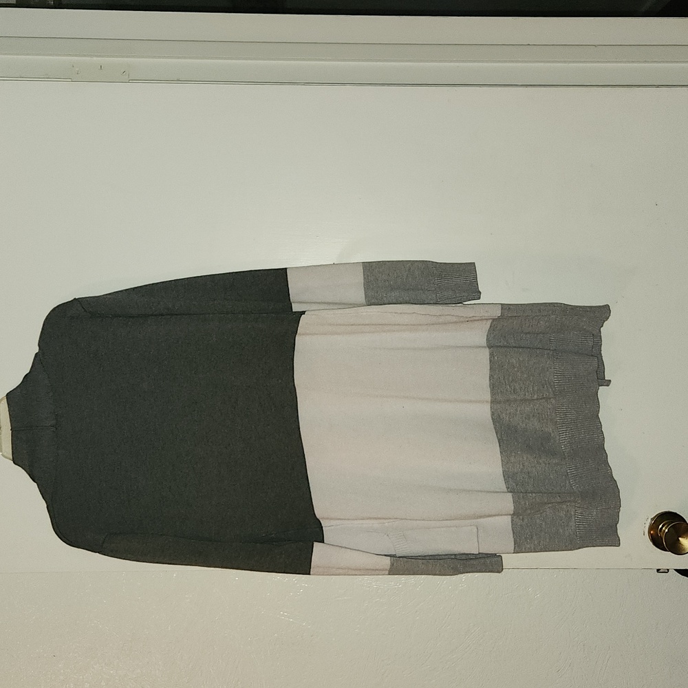 Cardigan - Picture 3 of 3